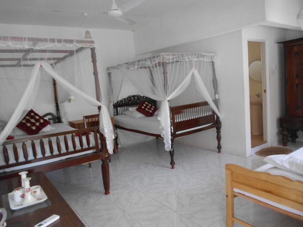 Wijenayake'S - Beach Haven Guest House - Galle Fort 객실 사진