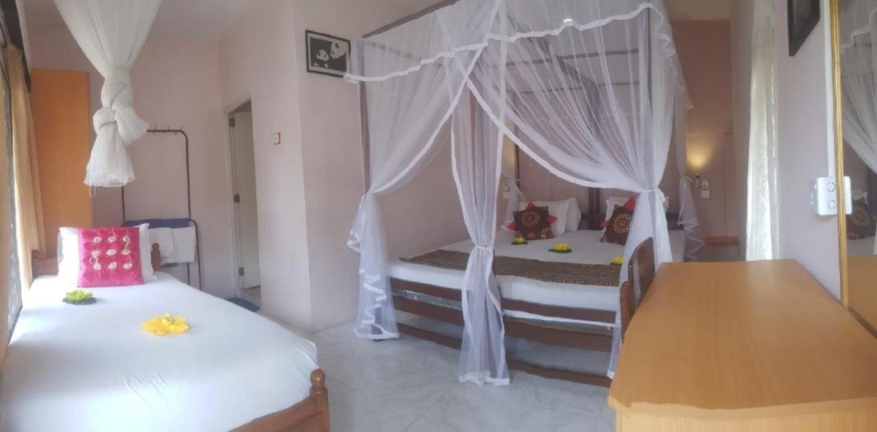 Wijenayake'S - Beach Haven Guest House - Galle Fort 외부 사진